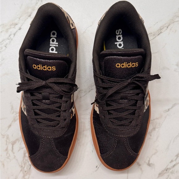 Adidas Leopard VL Court Bold
Sneaker - Women's 7 - Picture 3 of 7